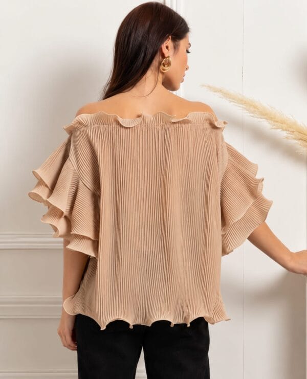 Blusa ruffle caramelo