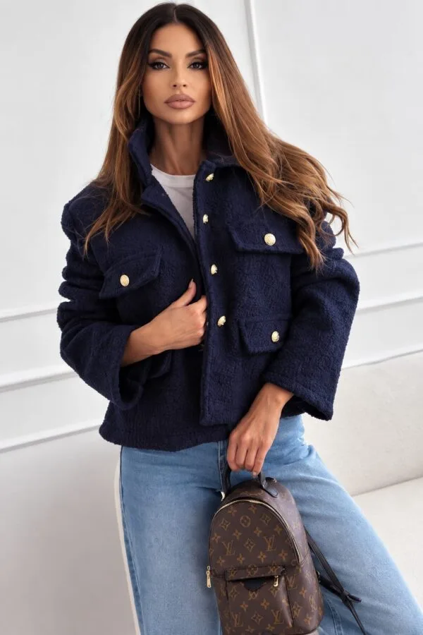 Chaqueta bouclé con botones dorados
