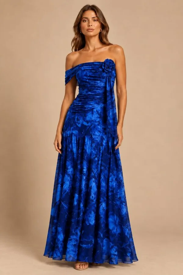Vestido asimétrico fluido