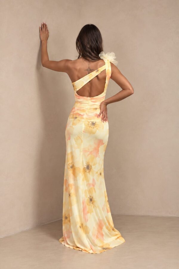 Vestido floral asimétrico