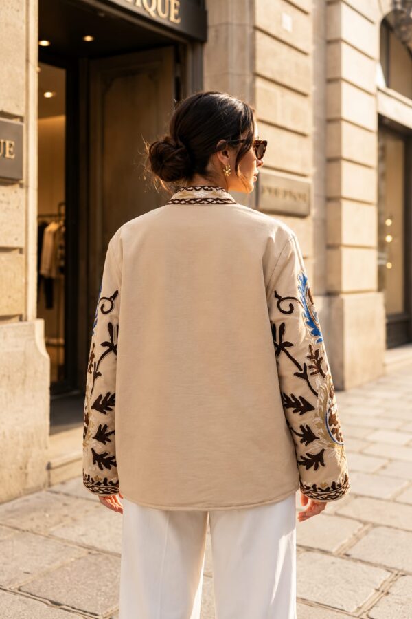 Chaqueta de algodón y lino bordada