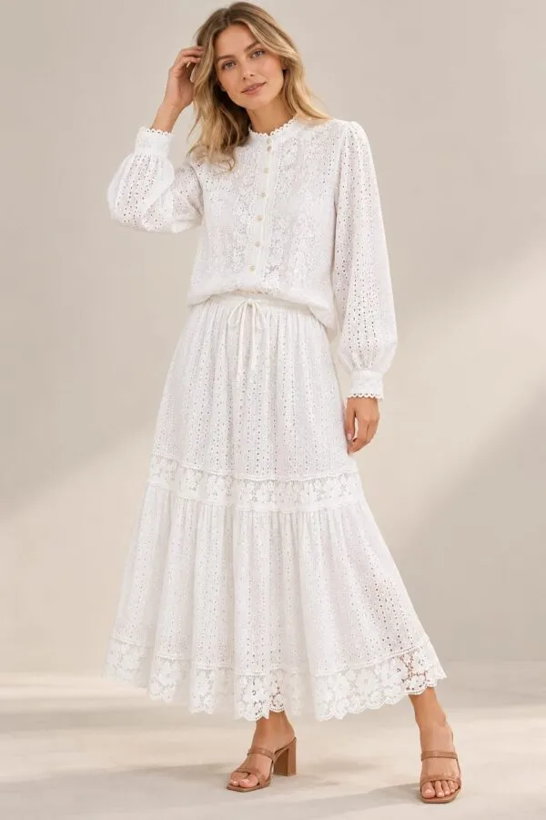 Conjunto de camisa y falda midi de encaje