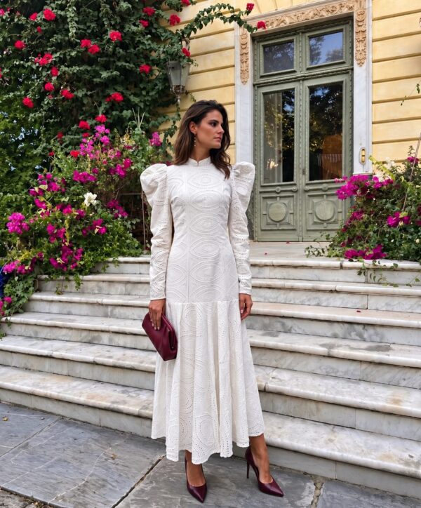 Vestido largo de encaje francés